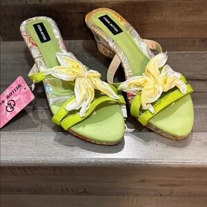 Mellow World Lime Green Women's Sandals